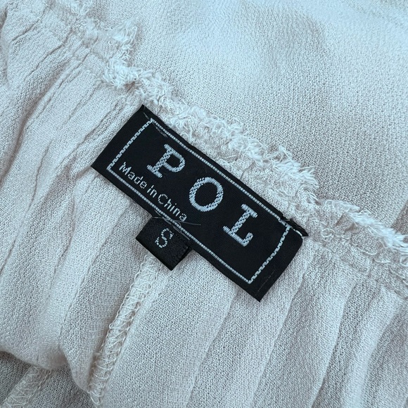 POL Pleated Distressed Flowy Side Zip Casual Shorts ๐ - Picture 7 of 13